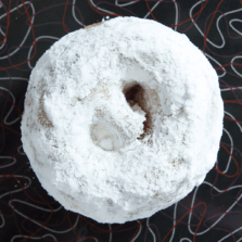Big Pearl - Powdered sugar donut.